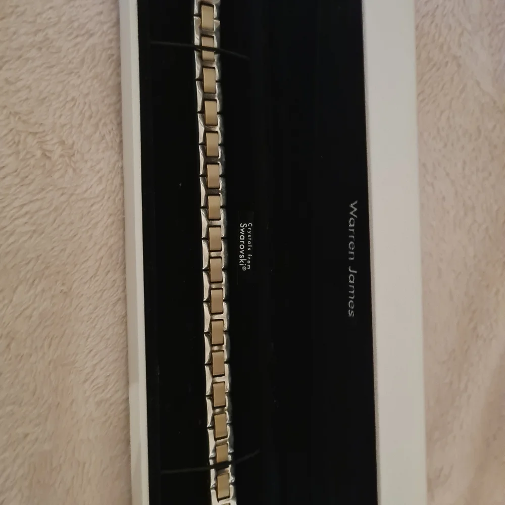 Mens hugo boss ID bracelet rose gold and silver colour - Picture 3 of 4